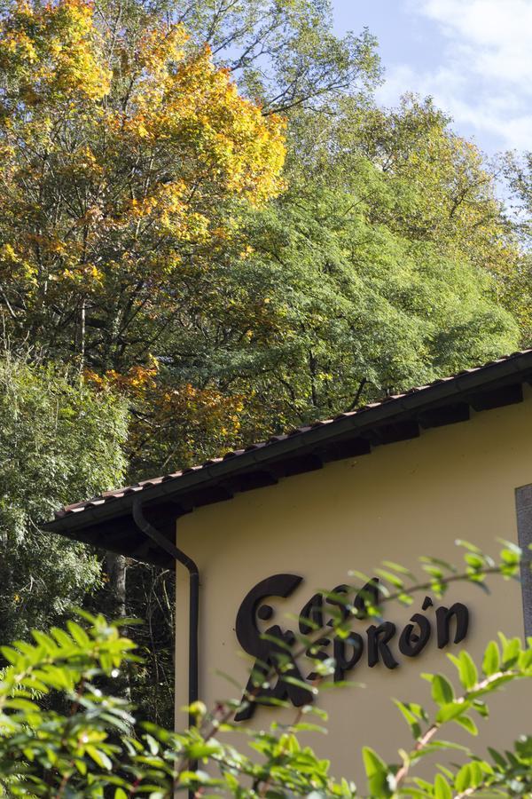Casa Asprón Casa de hóspedes Covadonga Exterior foto